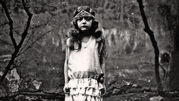 Ransom Riggs, La casa per bambini speciali di Miss Peregrine Libri per Halloween
